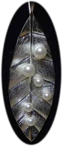 Design  Anhnger mit Perlen