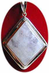 Anhänger Mondstein