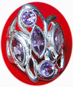 Designer Ring mit Amethyst